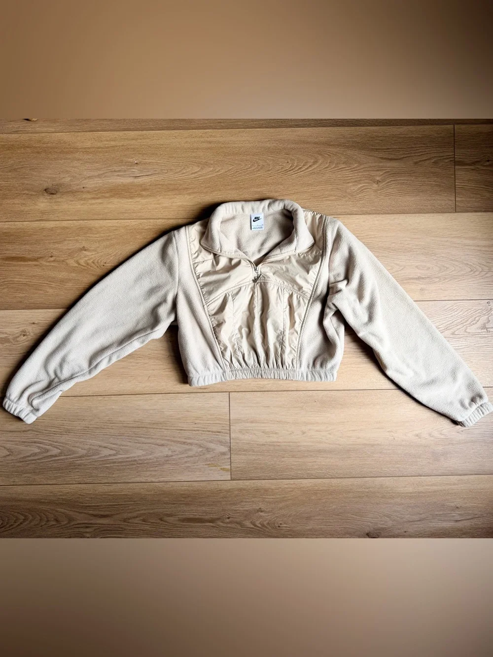 Nike sportswear swoosh